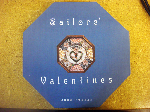 八角形的書《Sailors’ Valentines》