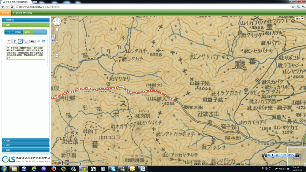 「台灣百年歷史地圖」網站：沿著雙線道路符號進行數化